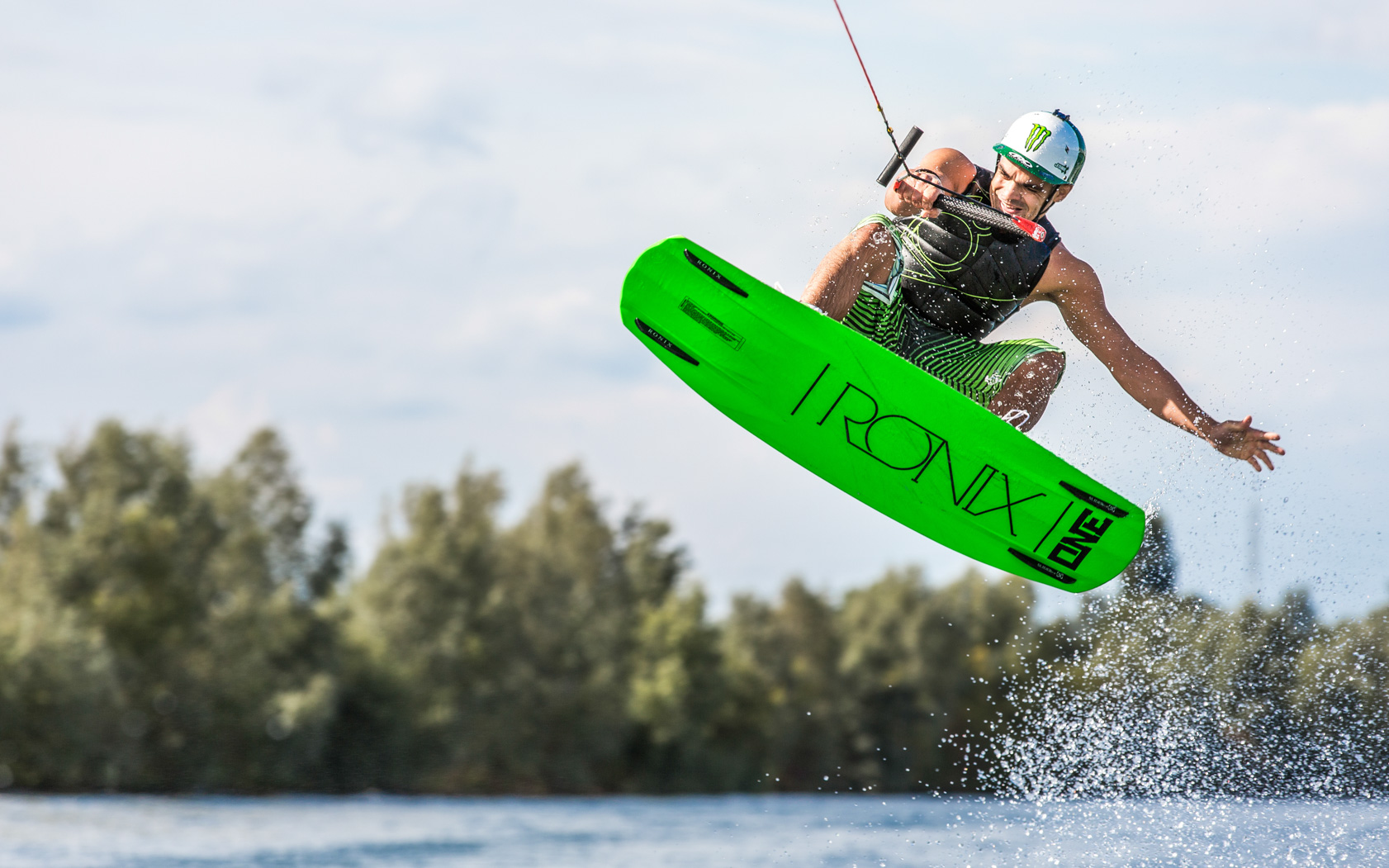 divers-wakeboard.jpg