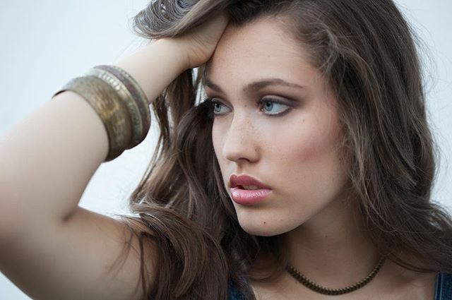 Breathing Dreams Like Air - F Scott Fitzgerald @caitriademeroto @apoffphotography @ithinkbeauty #cleanbeauty #dcmakeupartist  #bohochic #dchairstylist #photoshoot #makeuphairstyling