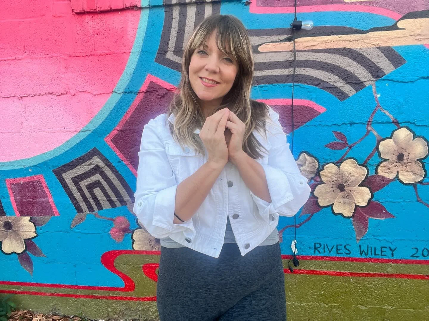 have been super busy with the tail end of wedding season, lovely beautiful clients and I am so happy they chose @modernbridalstudio! 

I am hiring for next year so let me know if you would like to discuss bridal bookings etc. 

I am following the flo