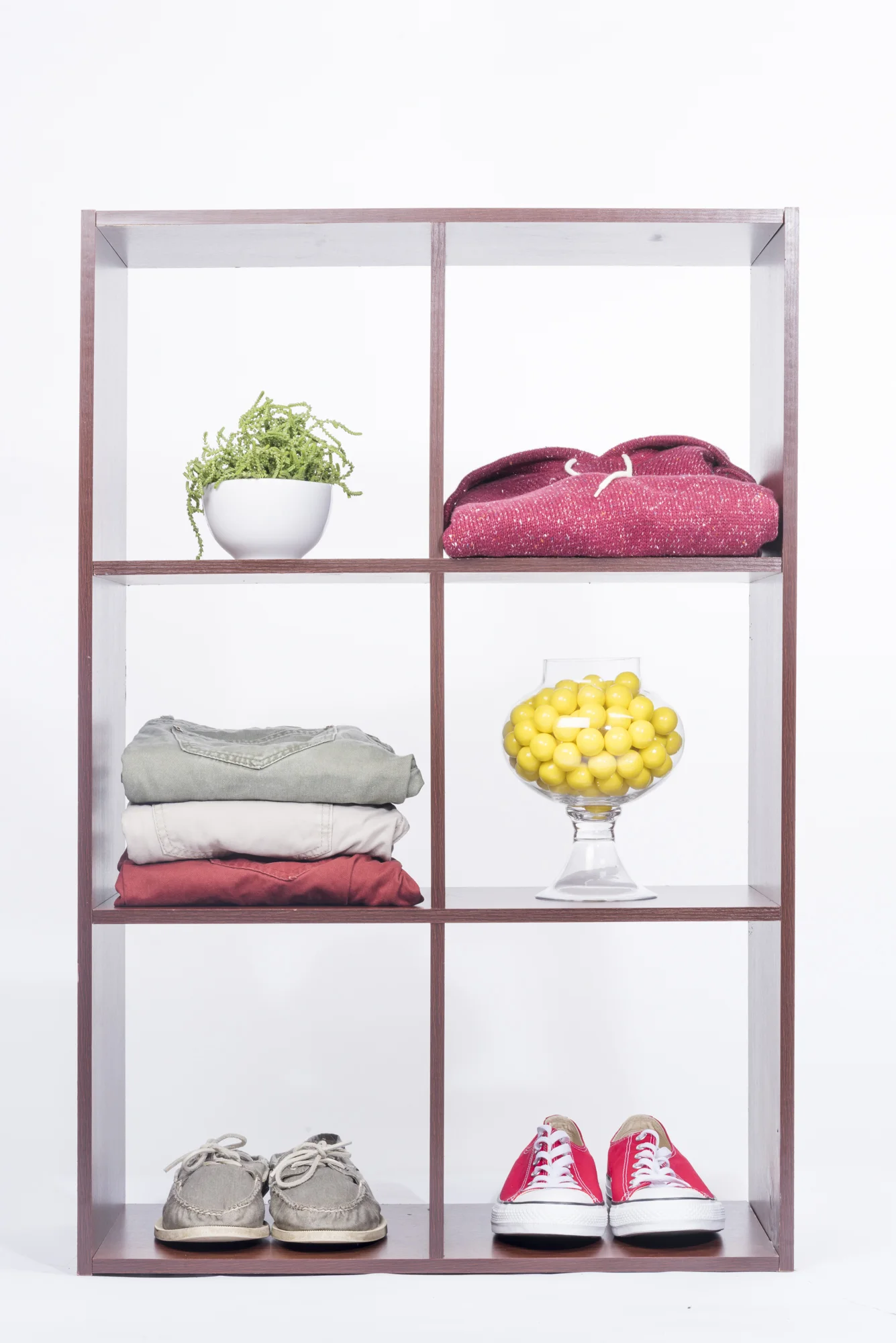 20150912__ARM5724_Editoral_1_Dresser.jpg