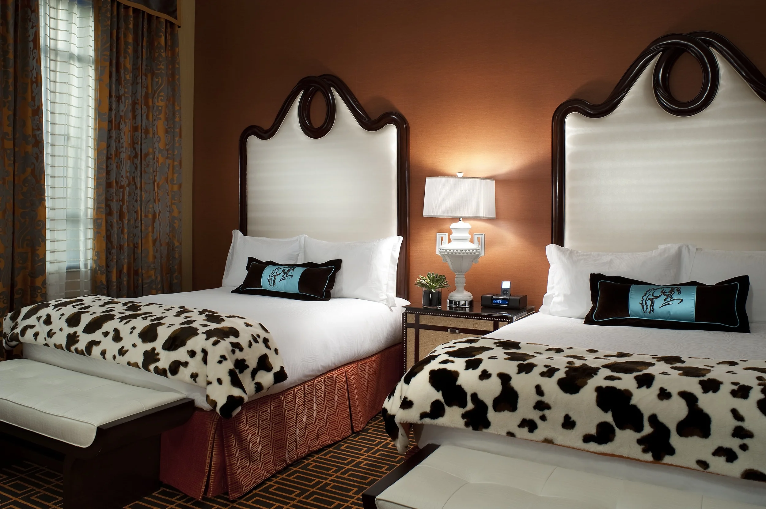 1/Kimpton Hotel Monaco Dever