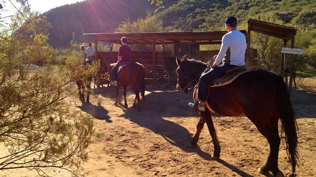 2/Western Destinations Canyon Creek Ranch Tours: Cowboy for a Day