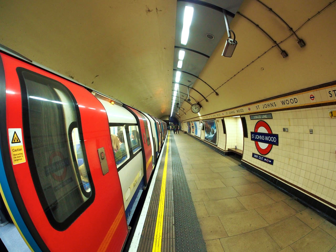 2/Navigate the Tube