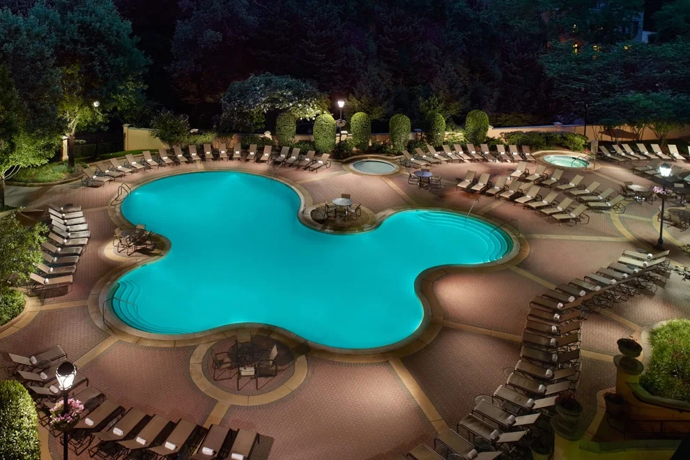 3/Omni Shoreham Hotel
