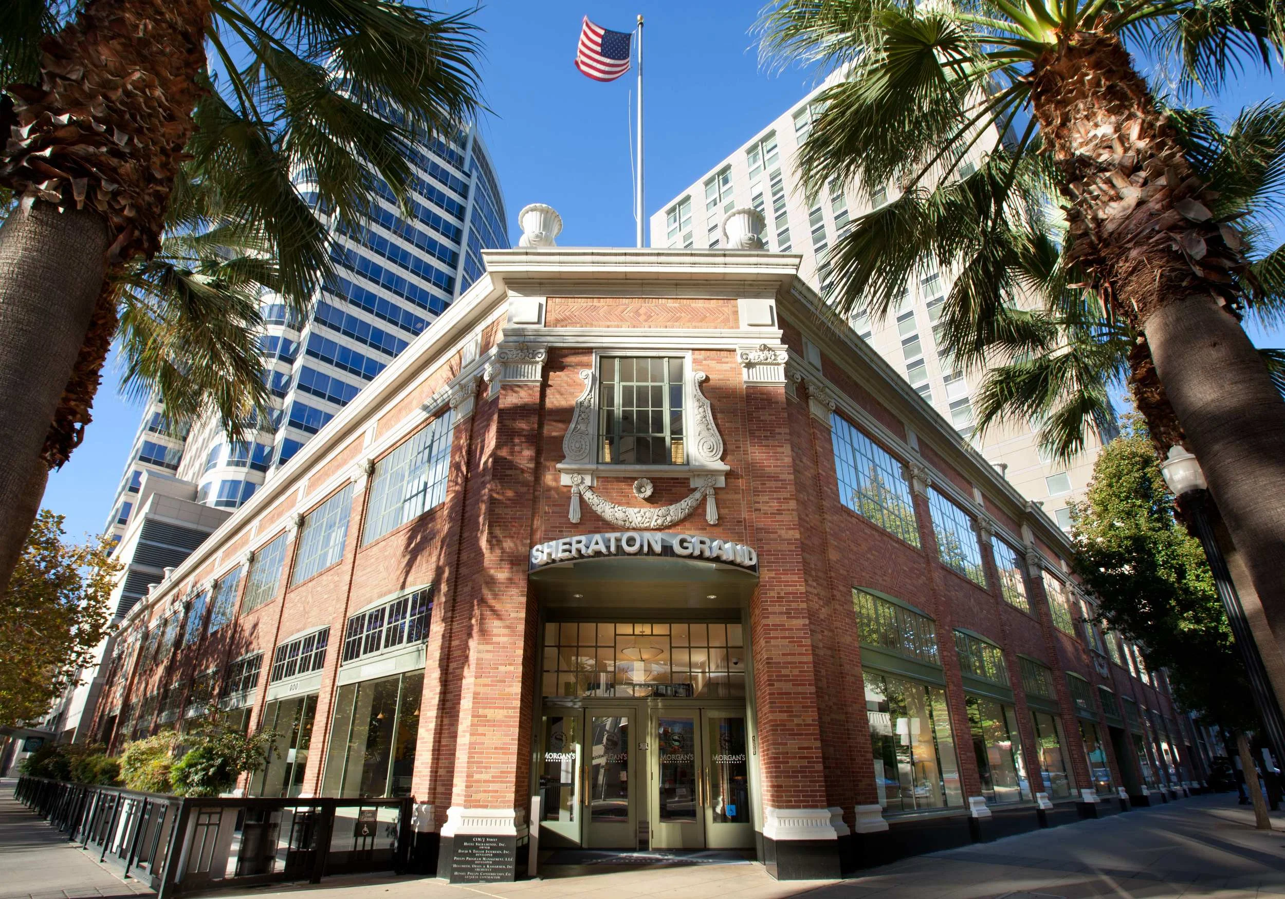2/Sheraton Grand Sacramento Hotel
