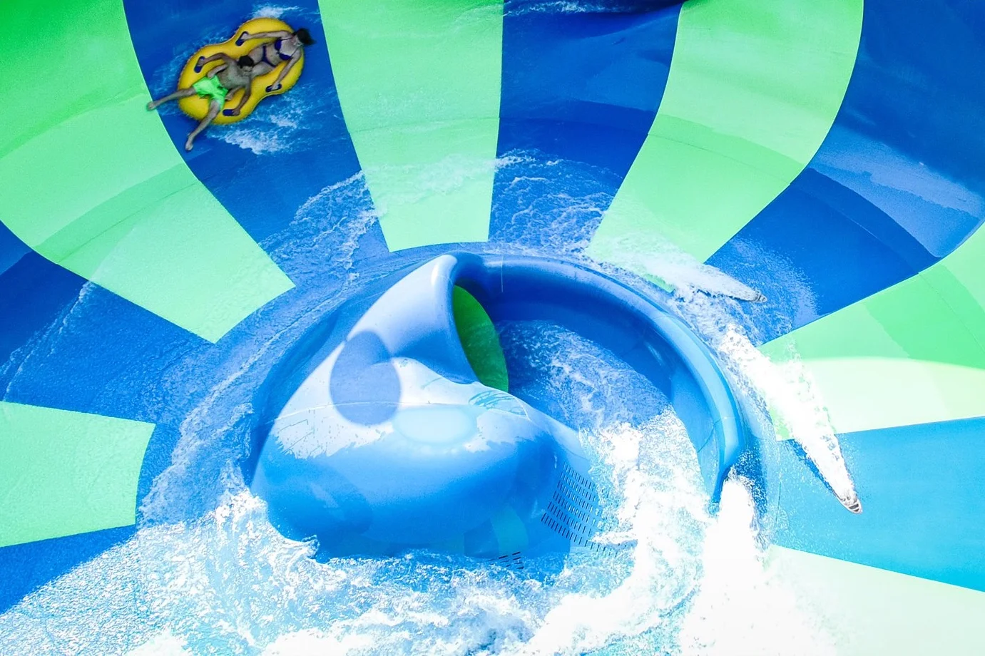 1/Wild Waves Water Park & Enchanted Village