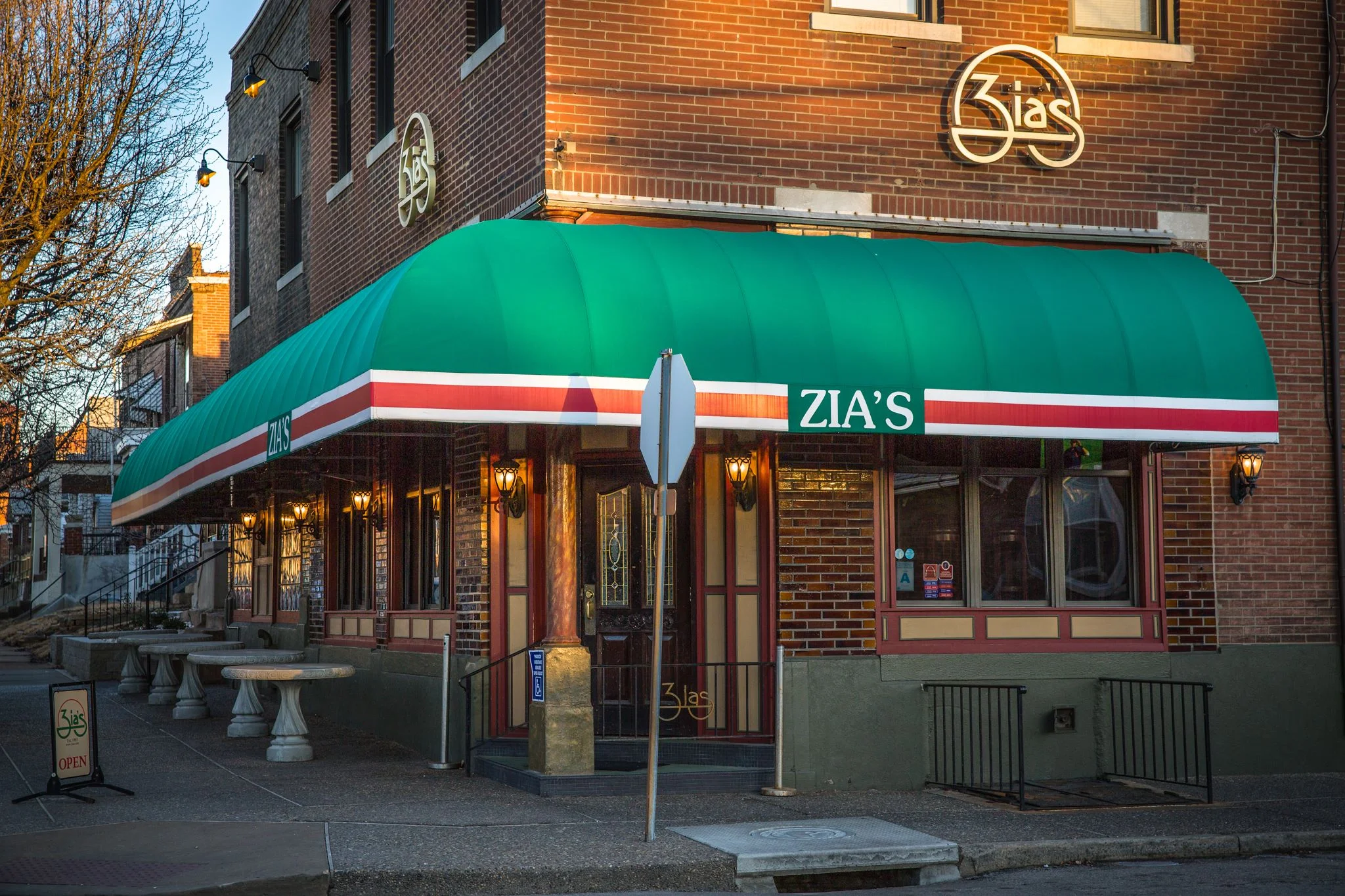 7/Zia's on the Hill