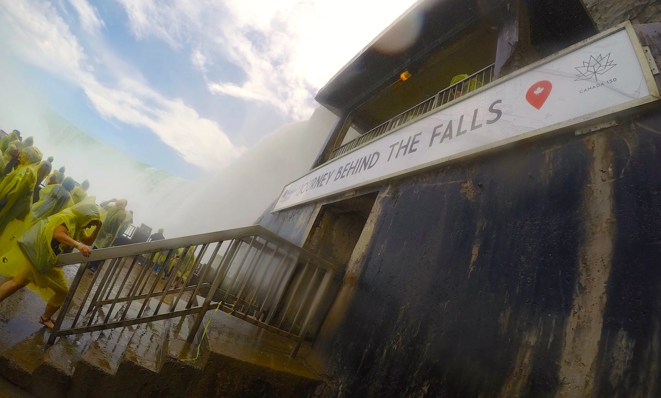 2/Journey Behind the Falls vs. Cave of the Winds