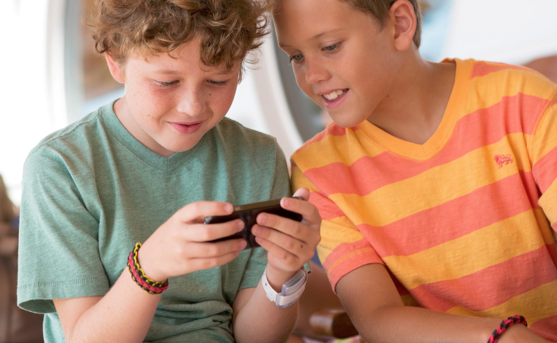 How to stay in touch?