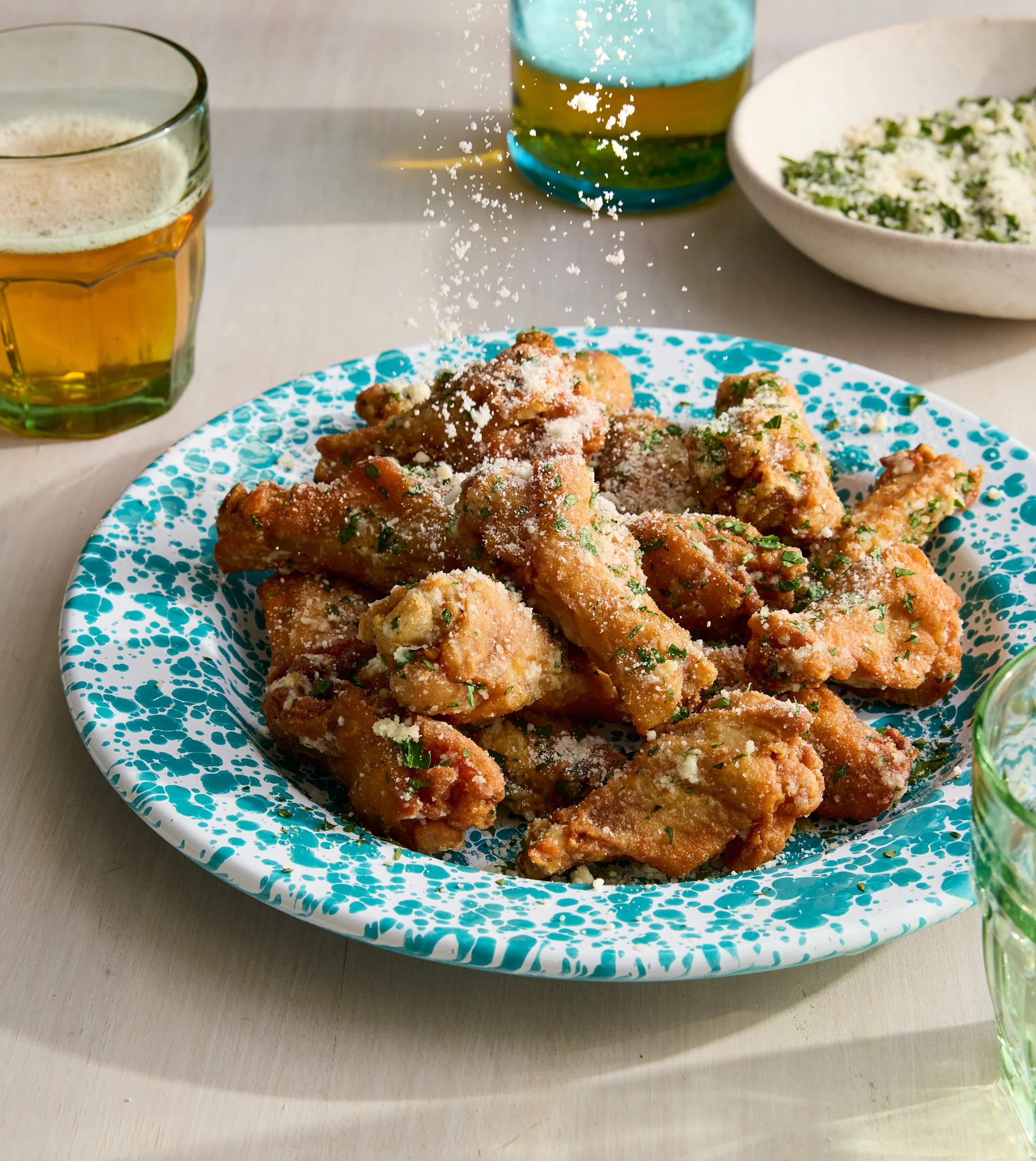 1295-garlic-parm-chicken-wings.jpg