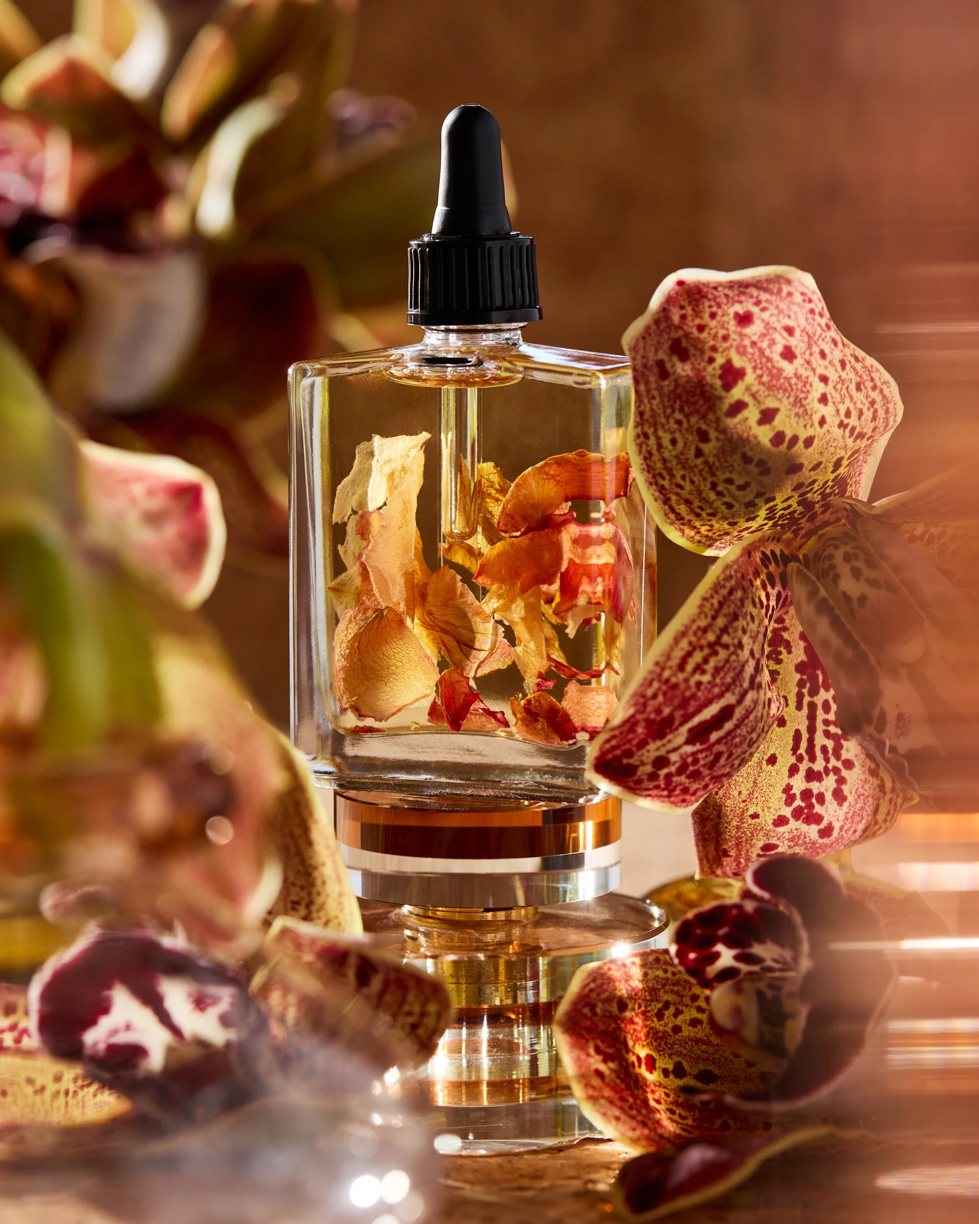 Flower Oil / Jennifer Chong LA Beauty Photographer