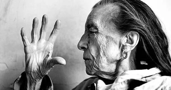 Wrinkles of Contribution