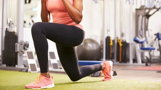 http://www.oprah.com/g/image-resizer?width=530&link=http%3A%2F%2Fstatic.oprah.com%2F2017%2F01%2F201701-orig-lunges-949x534.jpg