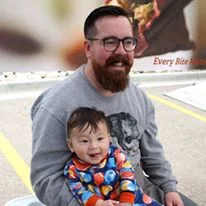 With lots of smiles from both vendor and customers, this season was filled with joy. 