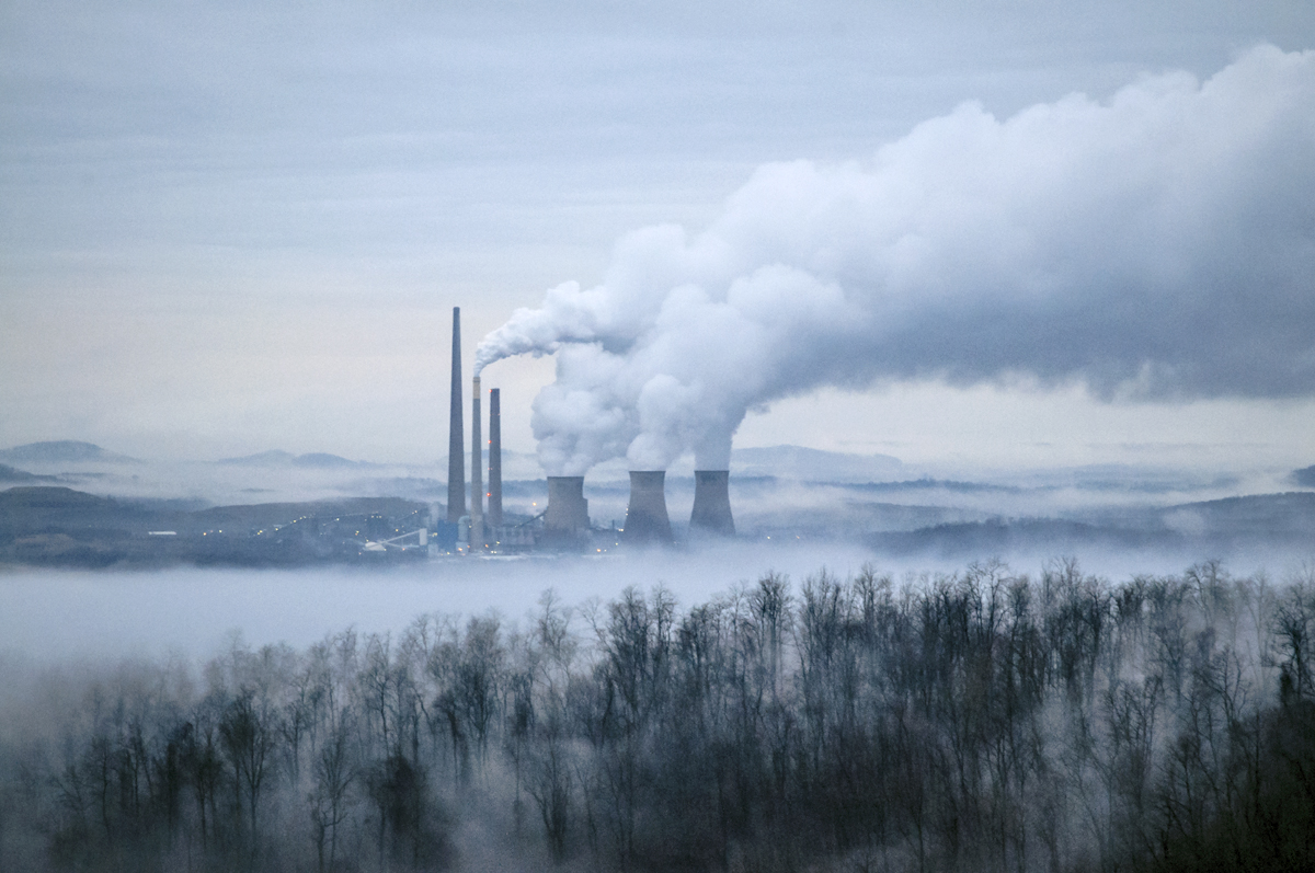    
  
 
  
  Homer City coal-fired power plant in Indiana County generates enough energy to power two million homes.&nbsp; According to Wikipedia, in 1995 Homer City put out 127,383 pounds (57.780 metric tons) of sulfur dioxide (SO2); though scrubbe