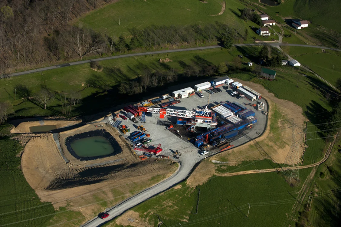 Aerial view of Marcellus Well site and impoundment in Greene County. © Martha Rial/MSDP 2012