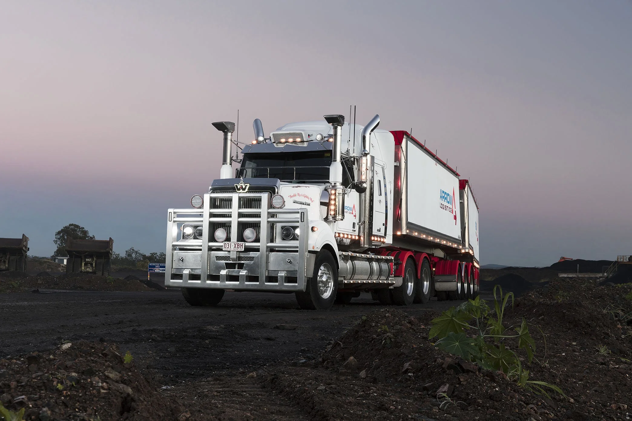 Arrow Transport-6994.jpg