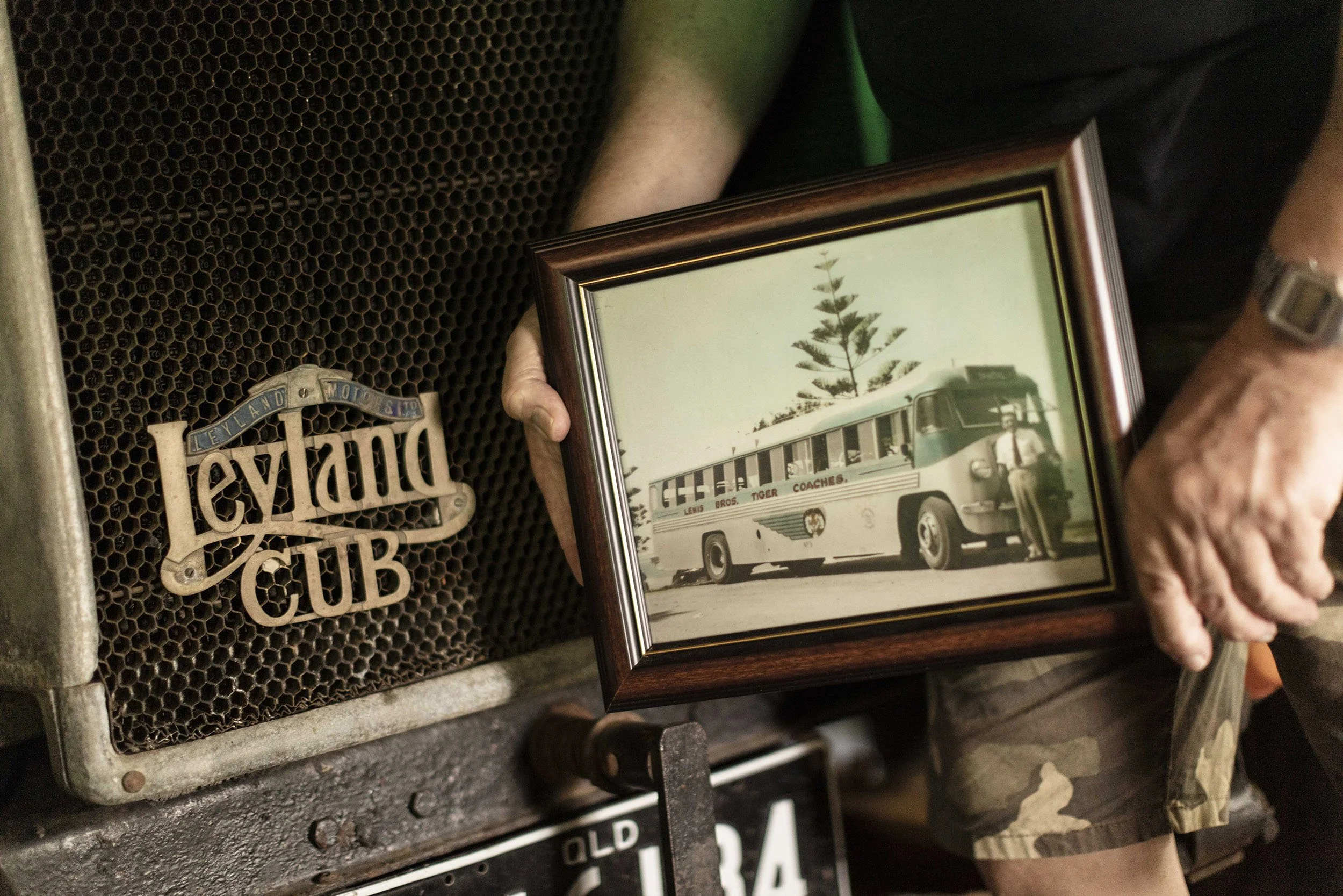 Leyland Bus-5785.jpg
