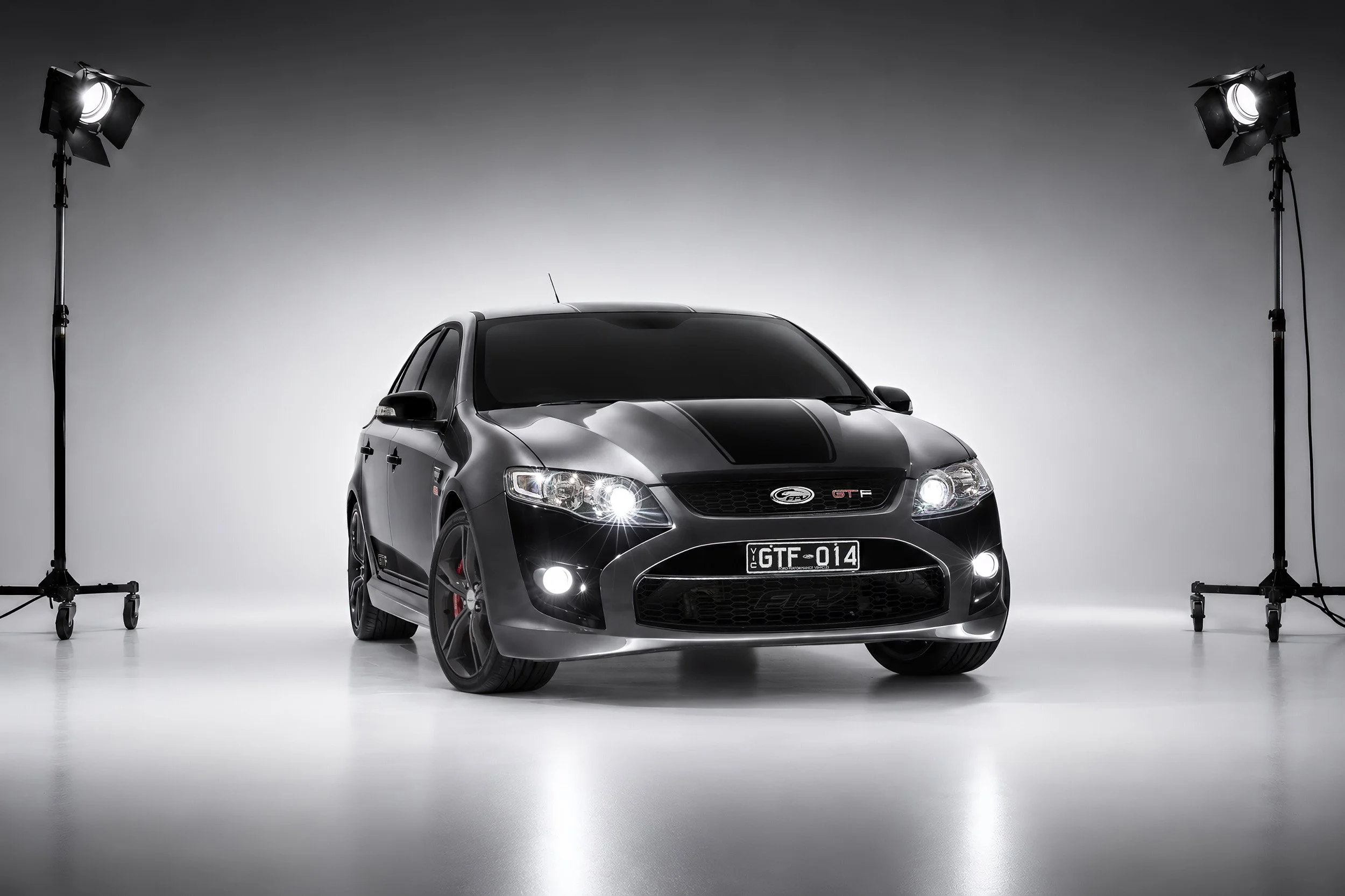 Ford FPV Studio_MoreDetail-v3_x2_3072x2048.jpg