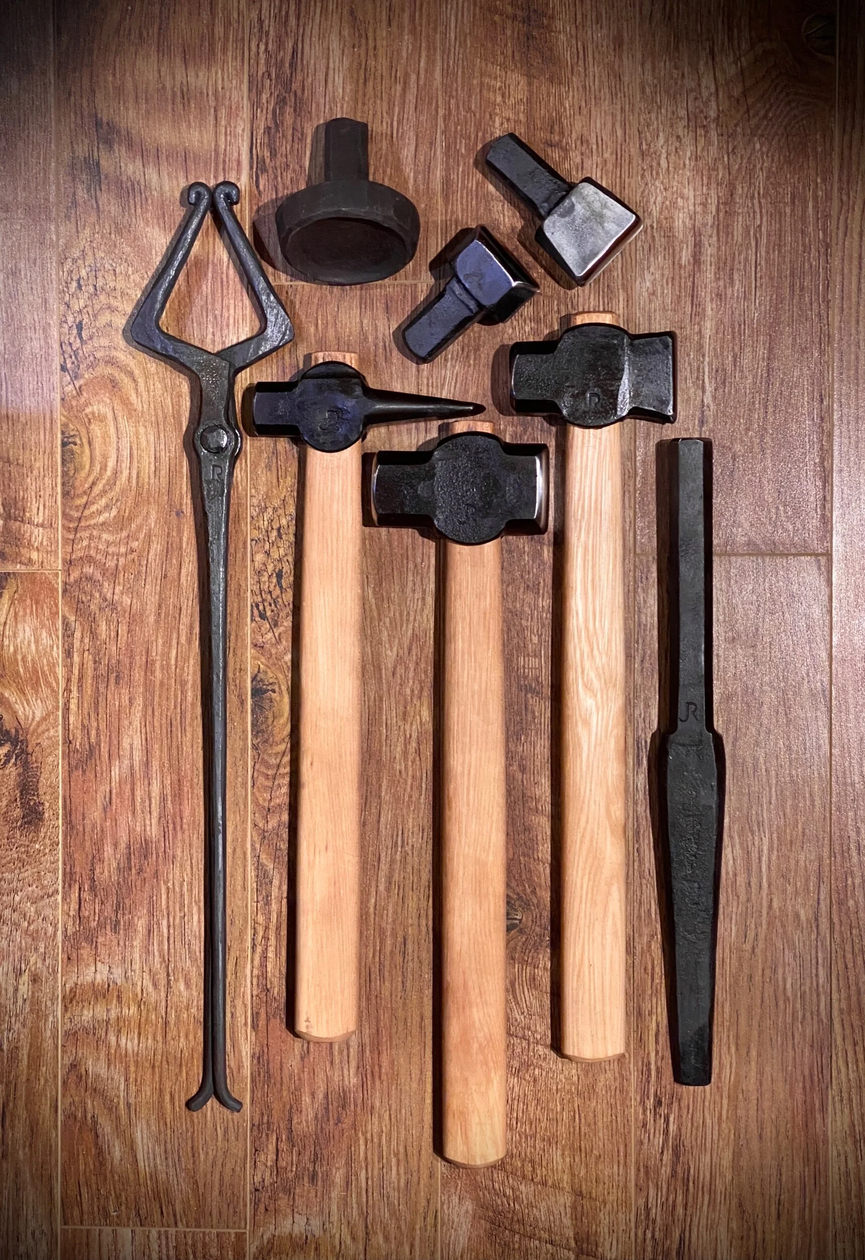 1E694441-150F-4D19-A44A-4A05F2205D6E