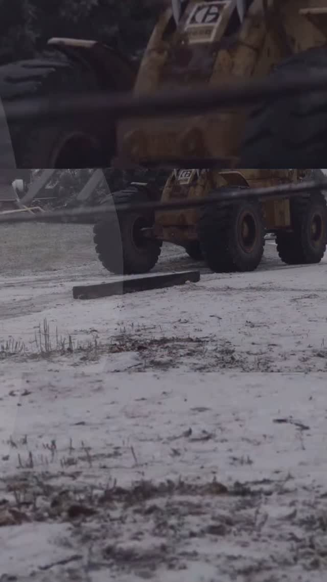 This is the opening teaser for the full video of loading and moving my steam loco. I put more time into creating this latest YouTube video than any other video yet, not to mention the 3 days of time that @timothy.dyck spent filming. Check it out if y
