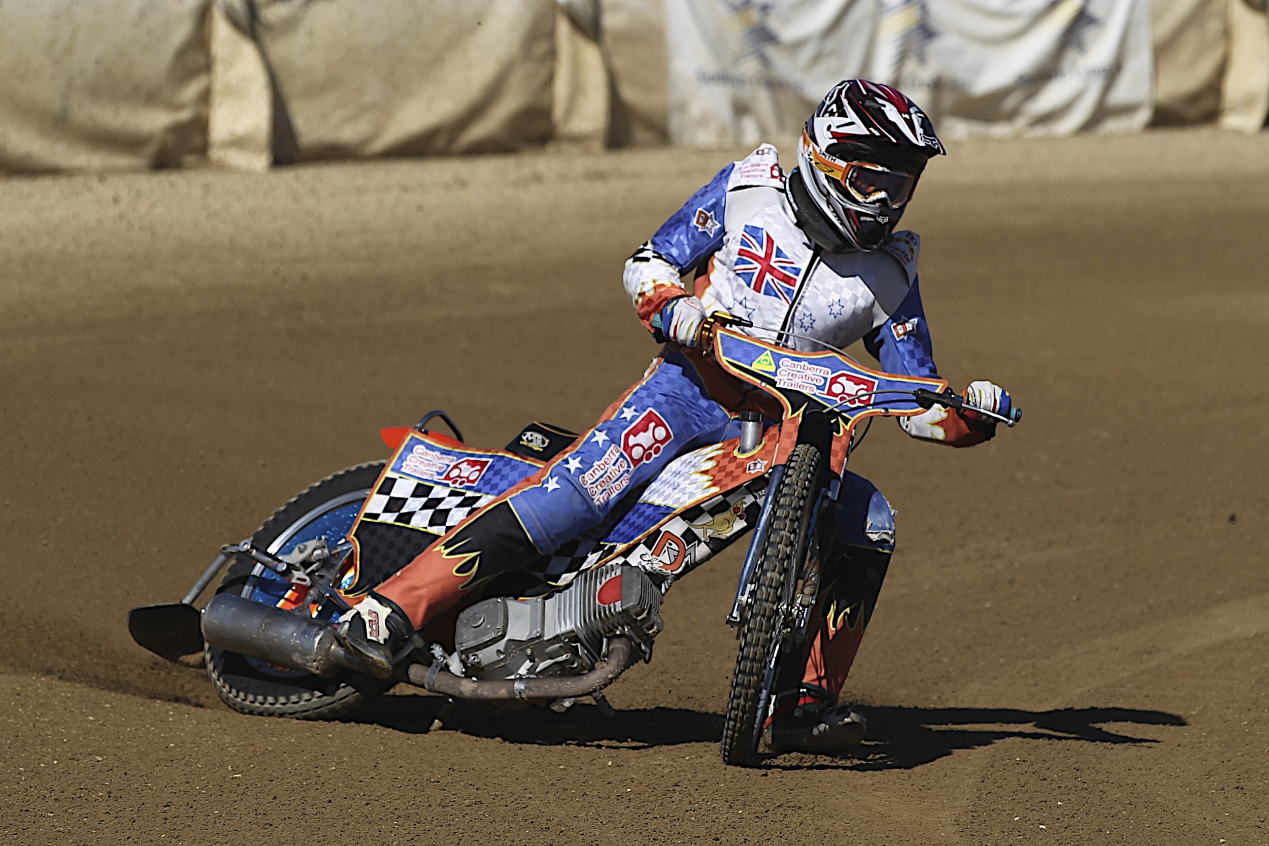 James Dimmock is wasting no time in chasing his New Year's Resolutions, attempting to qualify for the Australian Speedway Championships on New Year's Day