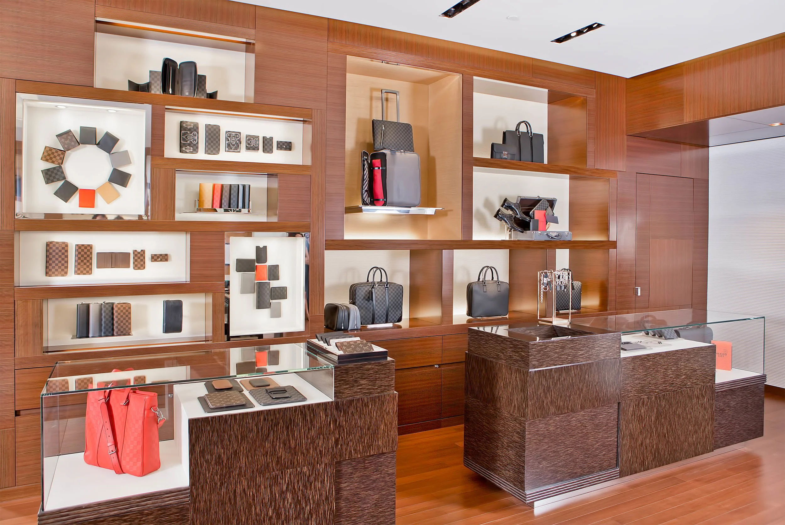 COPYRIGHT JUSTIN NICHOLAS - ATMOSPHERE PHOTOGRAPHY -2-5.jpg