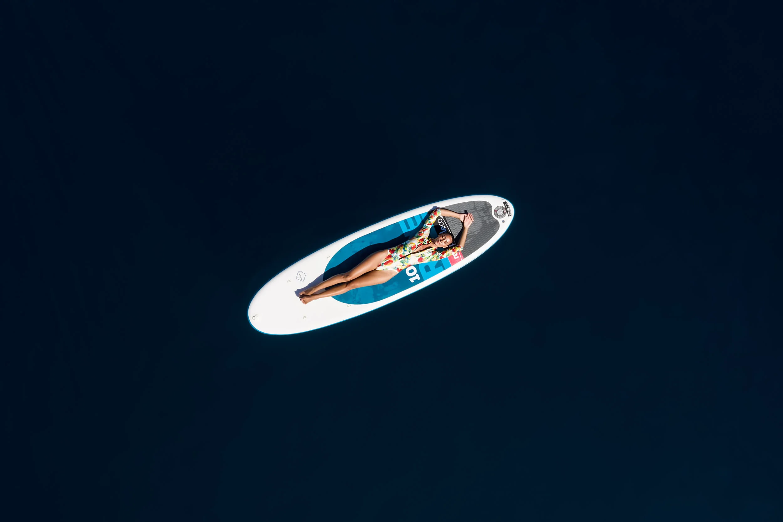 CONRAD MALDIVES - credit Justin Nicholas - hi-res -2-5.jpg