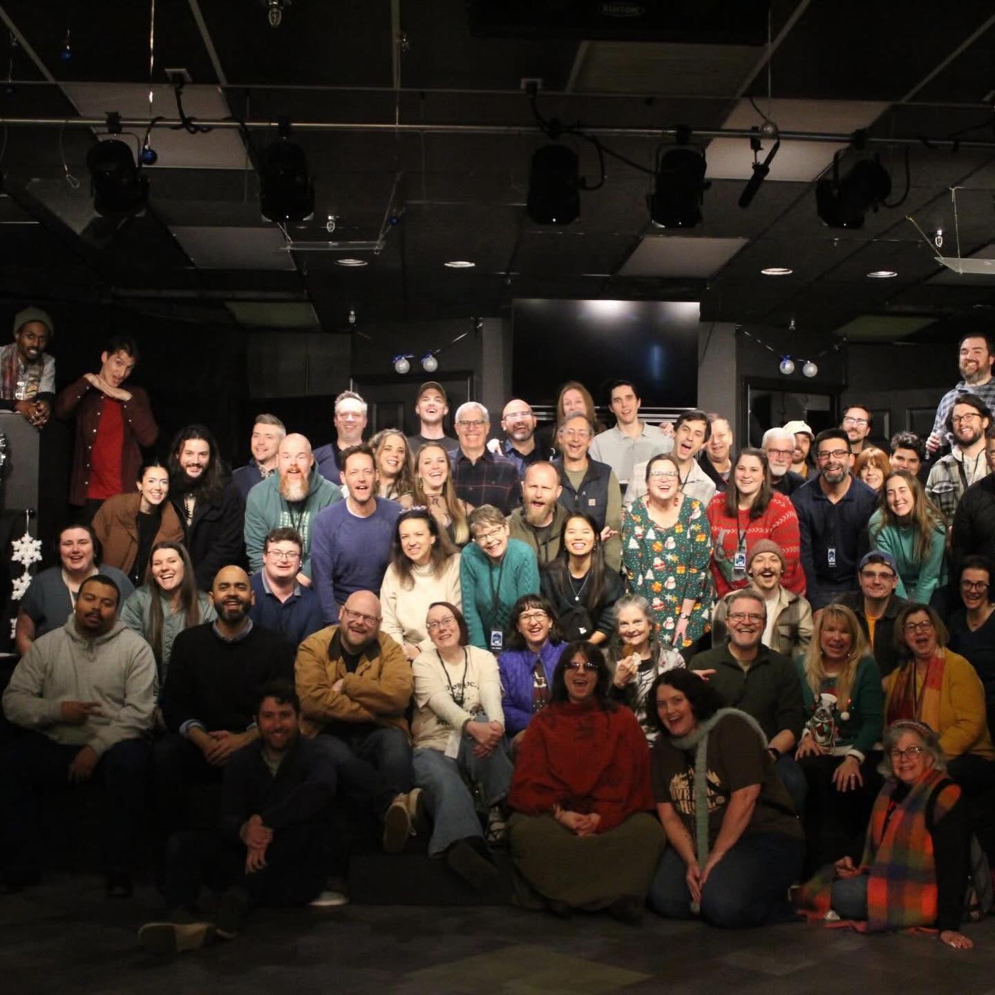 Big honor and so grateful to headline @improvfestivus this year at @cszrichmondtheater My 3rd trip to VA this year so maybe should just move out there? 😆 Taught two sold out workshops both with wonderfully fun and supportive groups, ate delicious fo