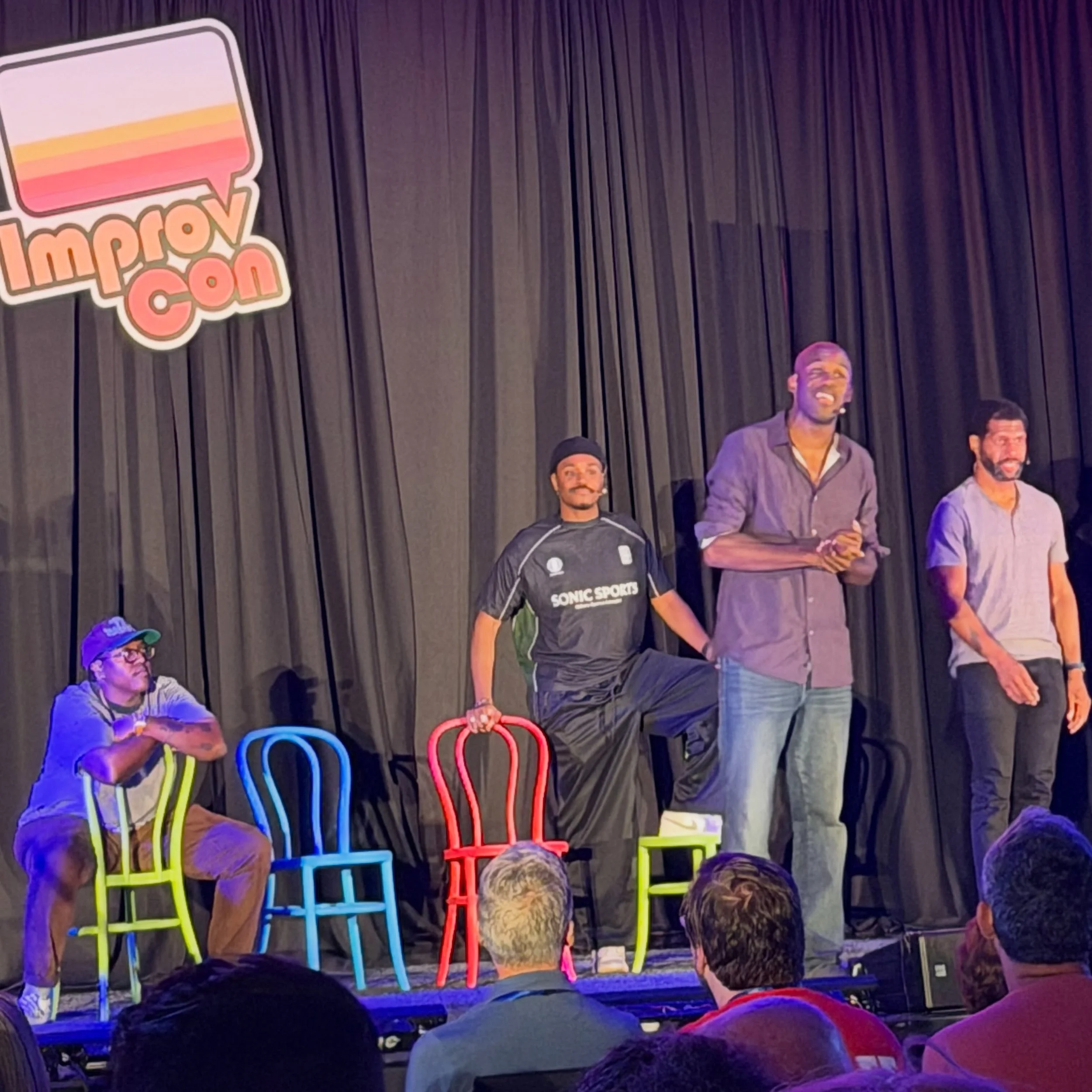 #improvcon &ldquo;shows and along the way&rdquo;

Okay almost done. Great shows, shared some laughs with friends old/new, and helped push a car while at @improvcon 🚙🫷🏽

#improv #comedy