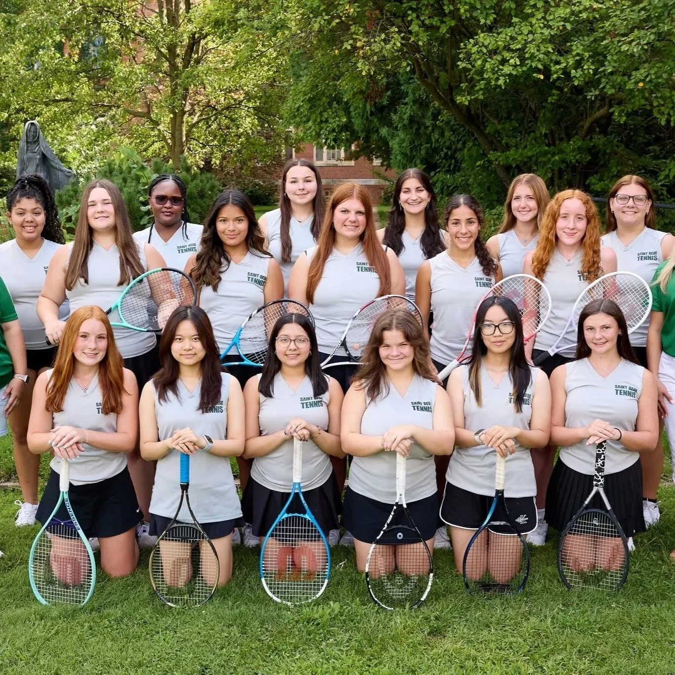 Girls Tennis