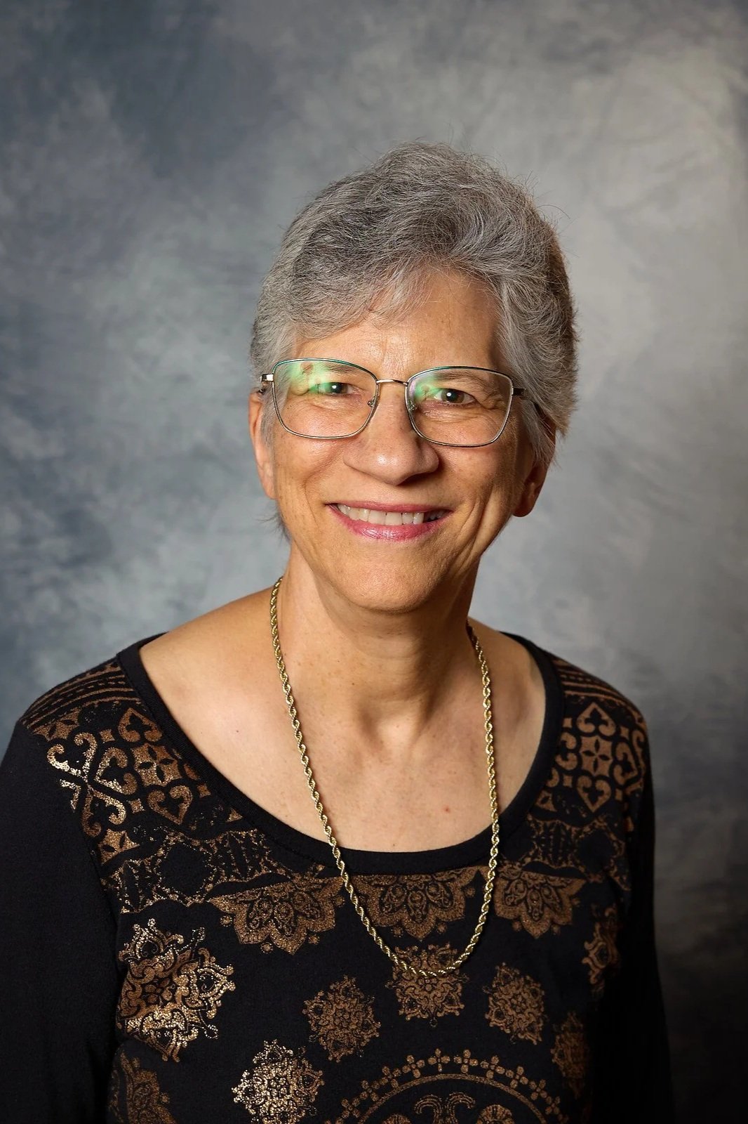 Mrs. Andrea Horst