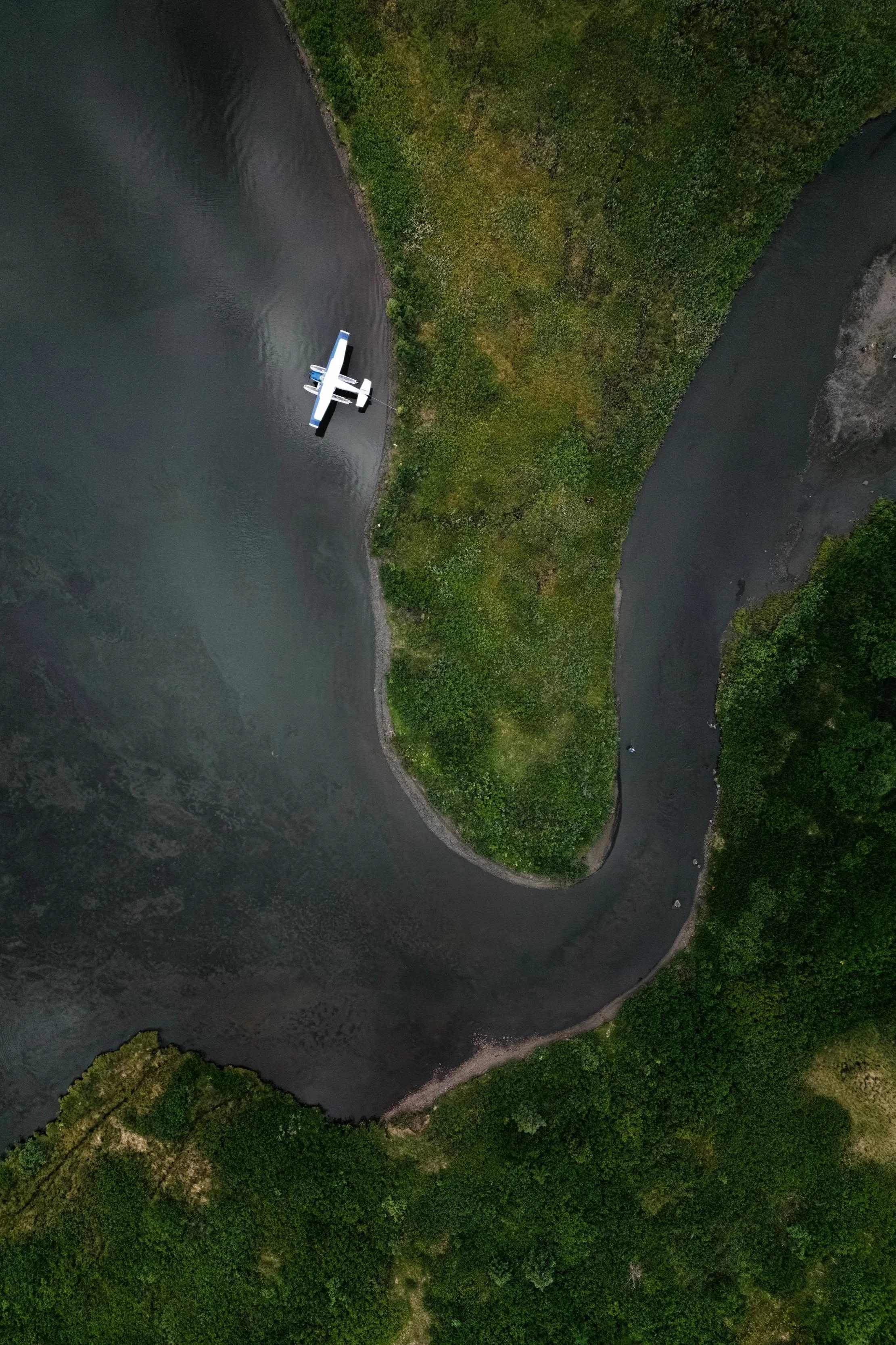 Aerial image of Cessna 185 near Tatlatui