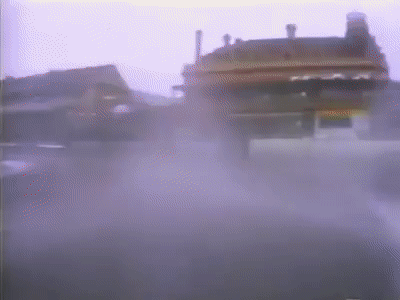 Ayrton_Senna_the_rain_master_in_action.gif