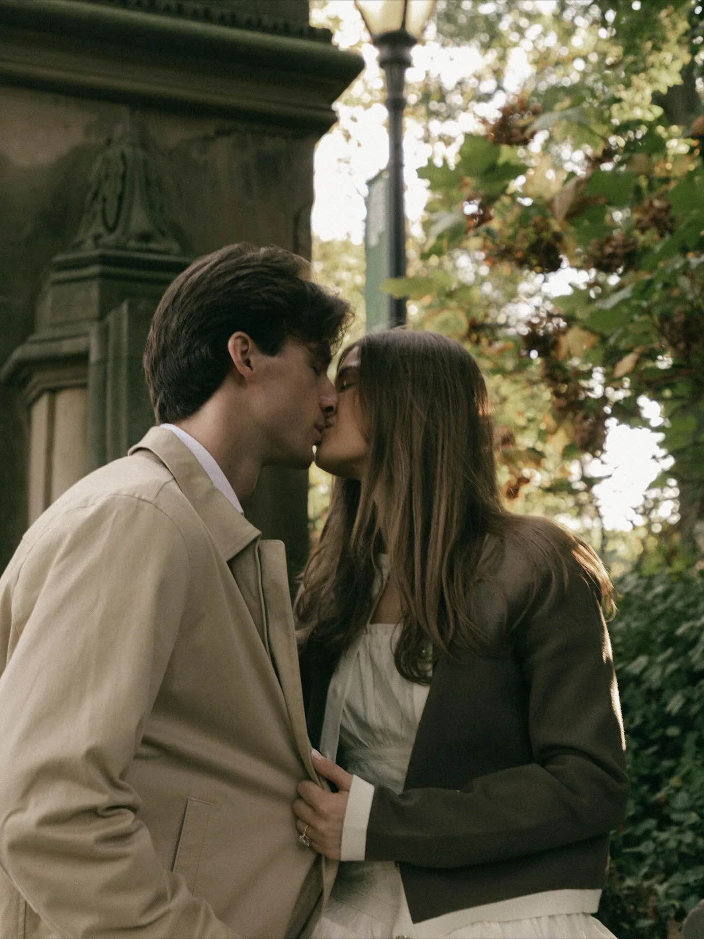Spent the most perfect Autumn afternoon in Central Park with Gracie and David. 
.
#centralpark #centralparkphotoshoot #centralparkwedding #nycweddingphotographer #nycweddings #nycengagementphotographer #nycengagement #couplegoals #couplesphotoshoot #