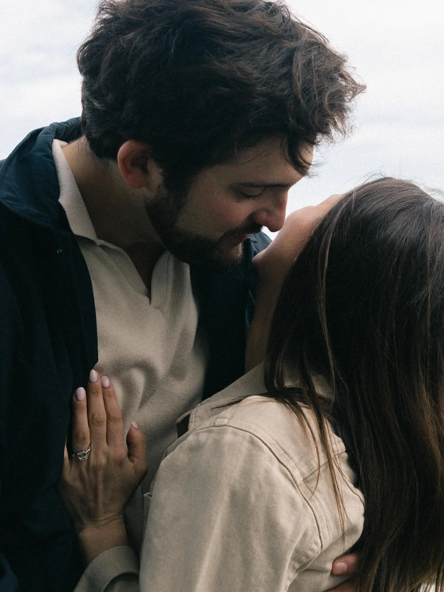 Ben surprised Allie with this proposal on the most perfect spring day on the NYC Ferry! Sun shining, wind blowing, and the iconic skyline in the background. #nycproposal #nycproposalphotographer #nycengagementphotographer #nycweddingphotographer #doc