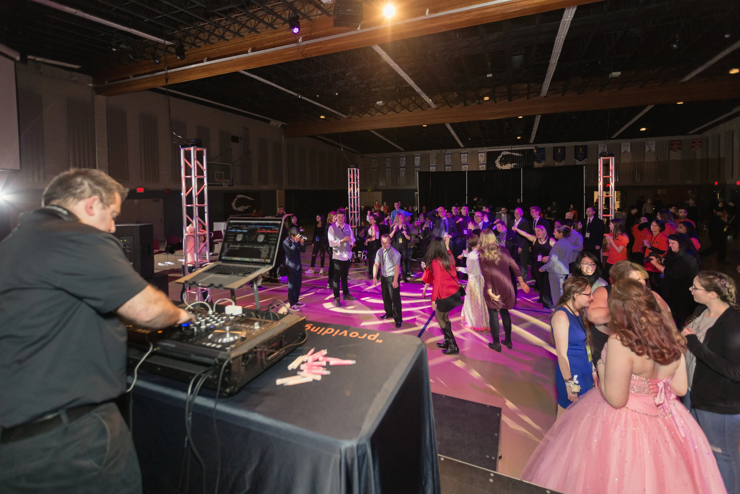 20180209_NightToShine_HorizonChurch-1049.jpg