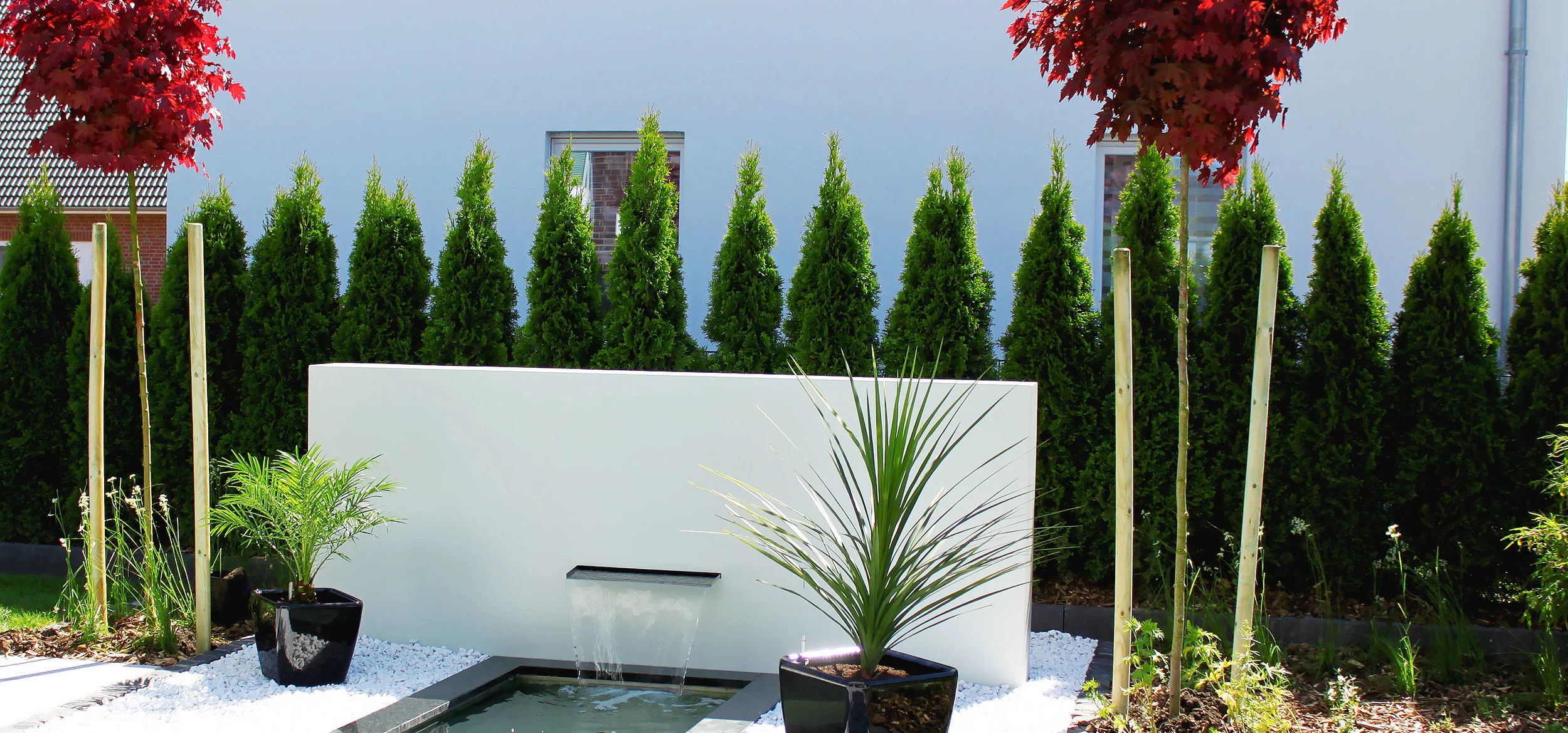 03_Maahs-Ivens_Gartenbau_Referenz3_Monochrom_Banner.jpg