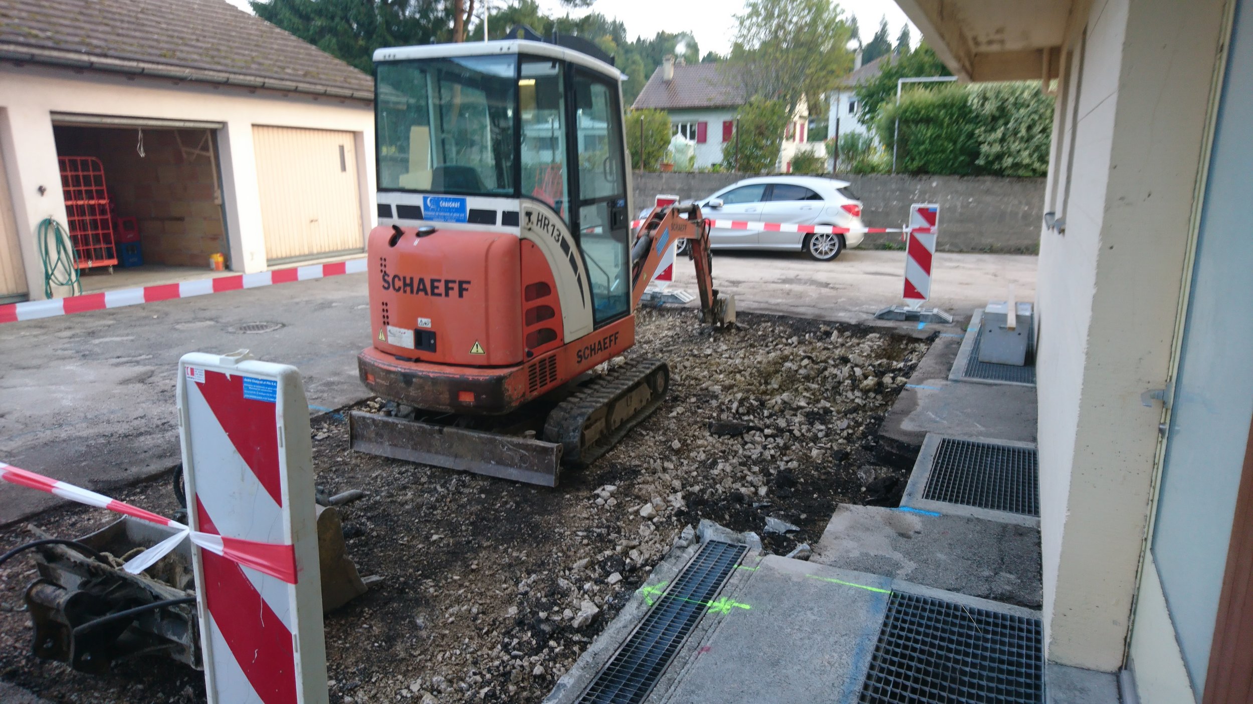 préparation du terrain pour l'annexe chocolaterie