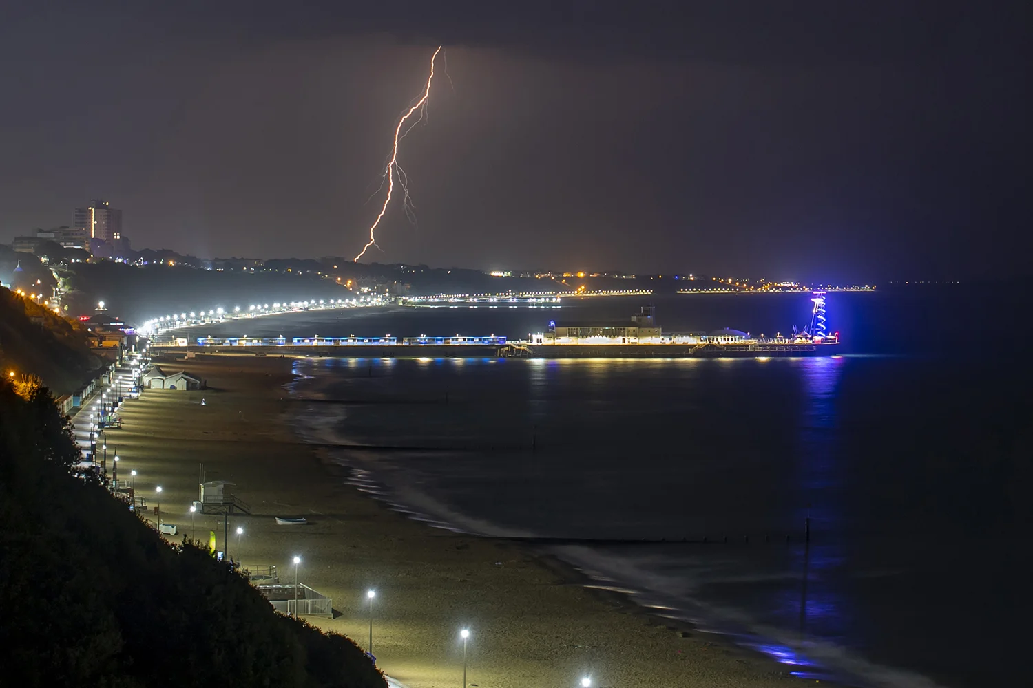 Lightning_PRP7803-Cropp 2.jpg