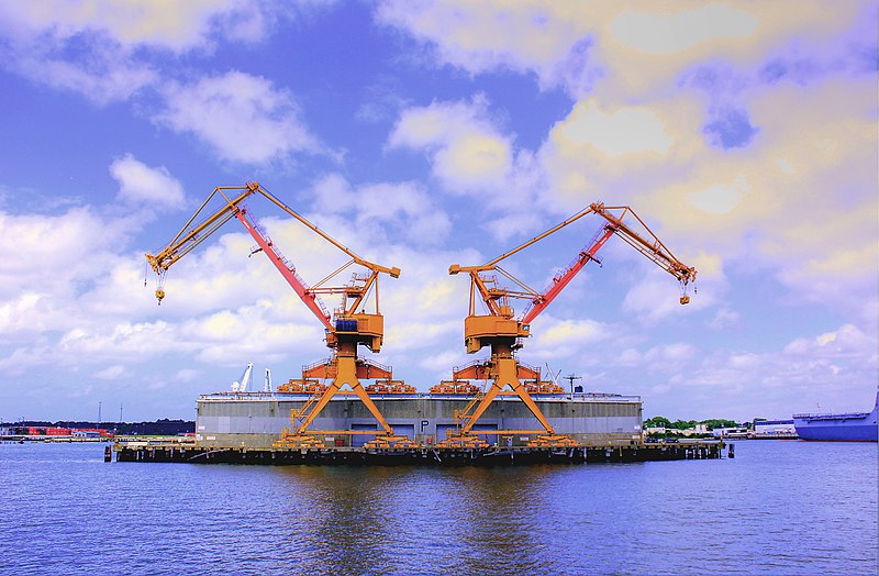 Elizabeth_River_Cranes_(7390725986).jpg
