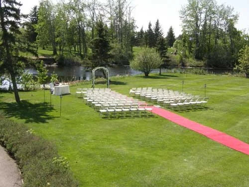 Green space wedding.jpg