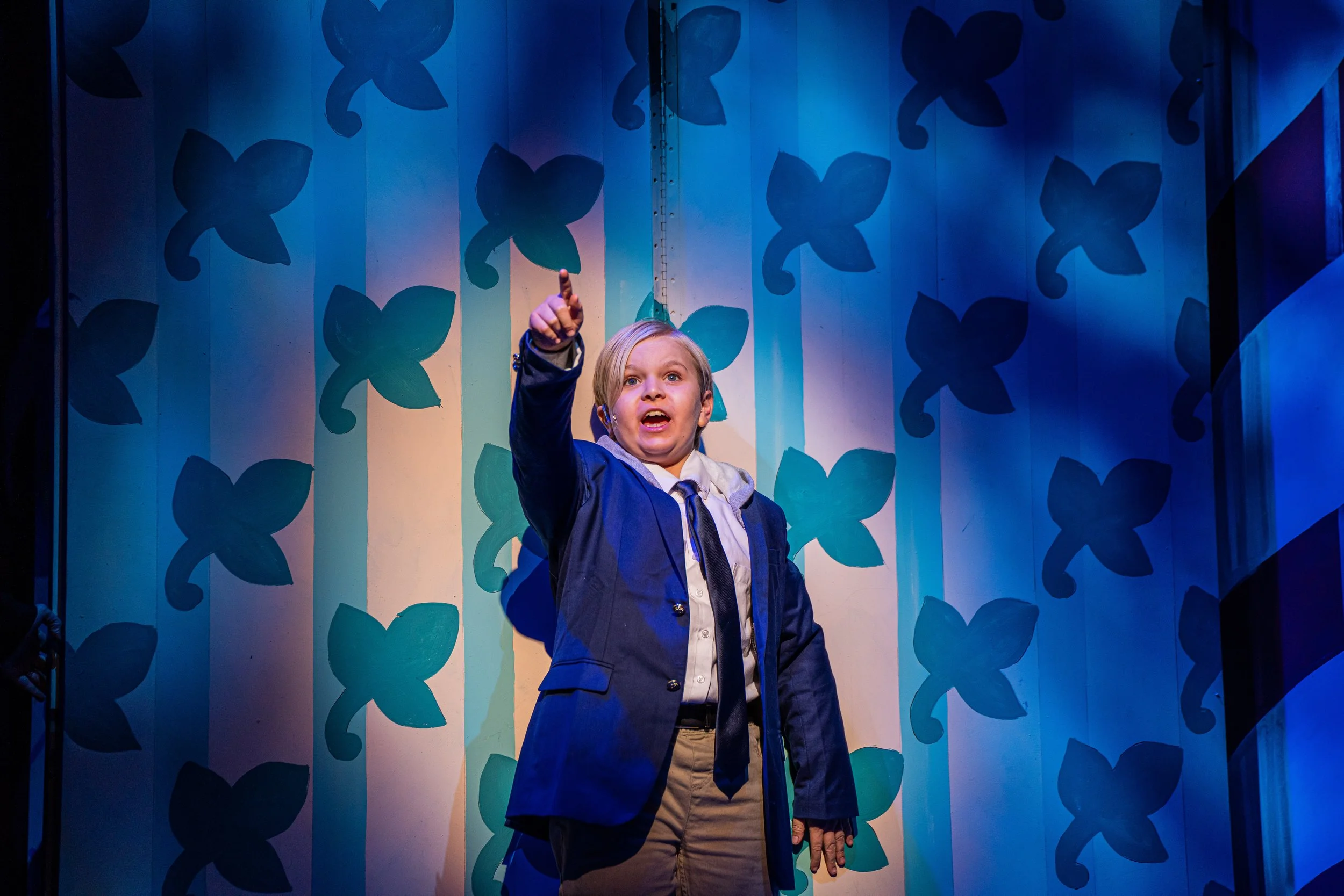 Dr. Magid — Elf - DSC04909.jpg