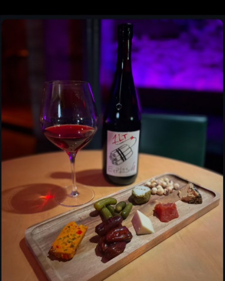 New cheese board just dropped!

Come down and try these @rebel.cheese with some Explosivo Tinto!