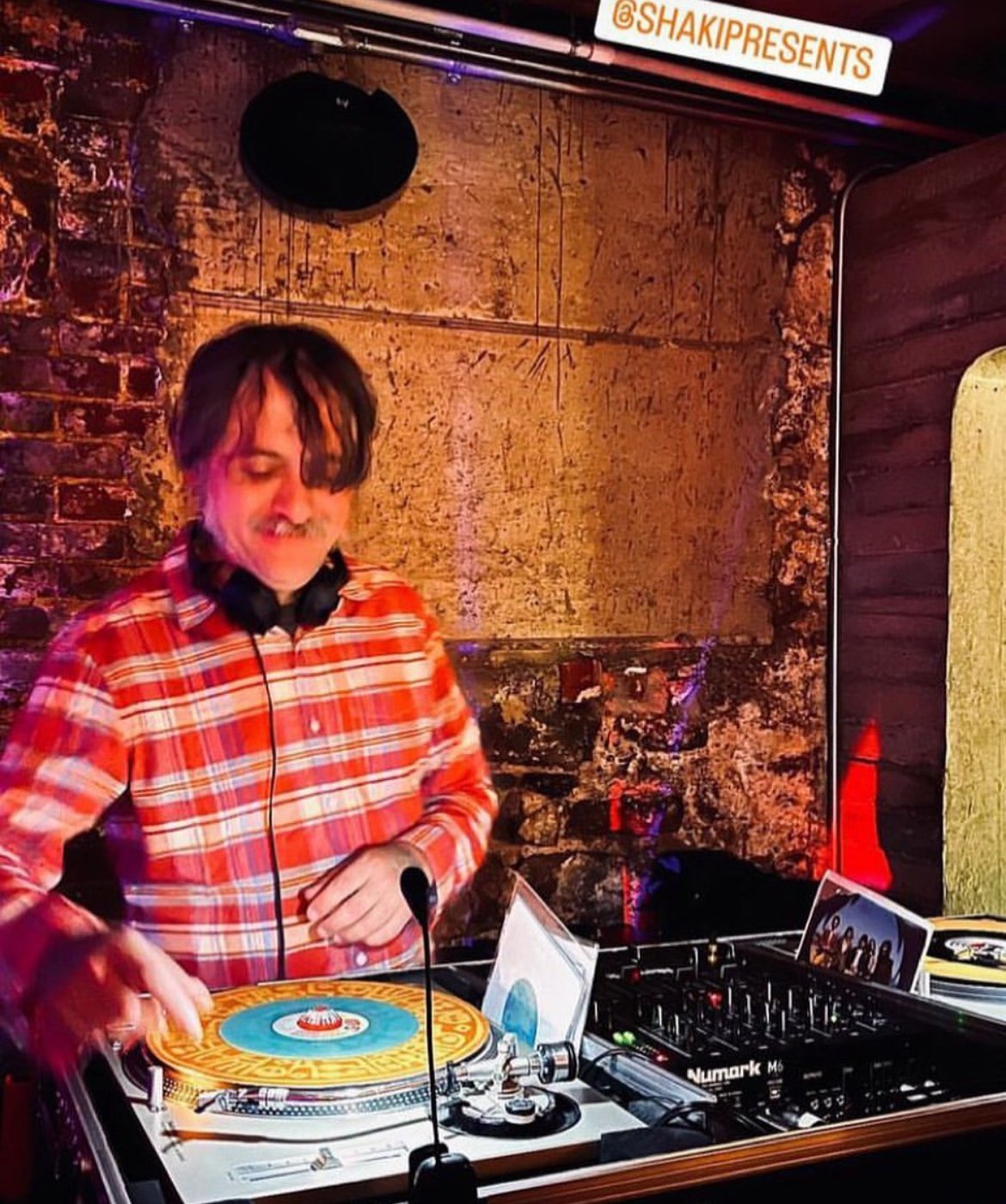 DJ Shaki