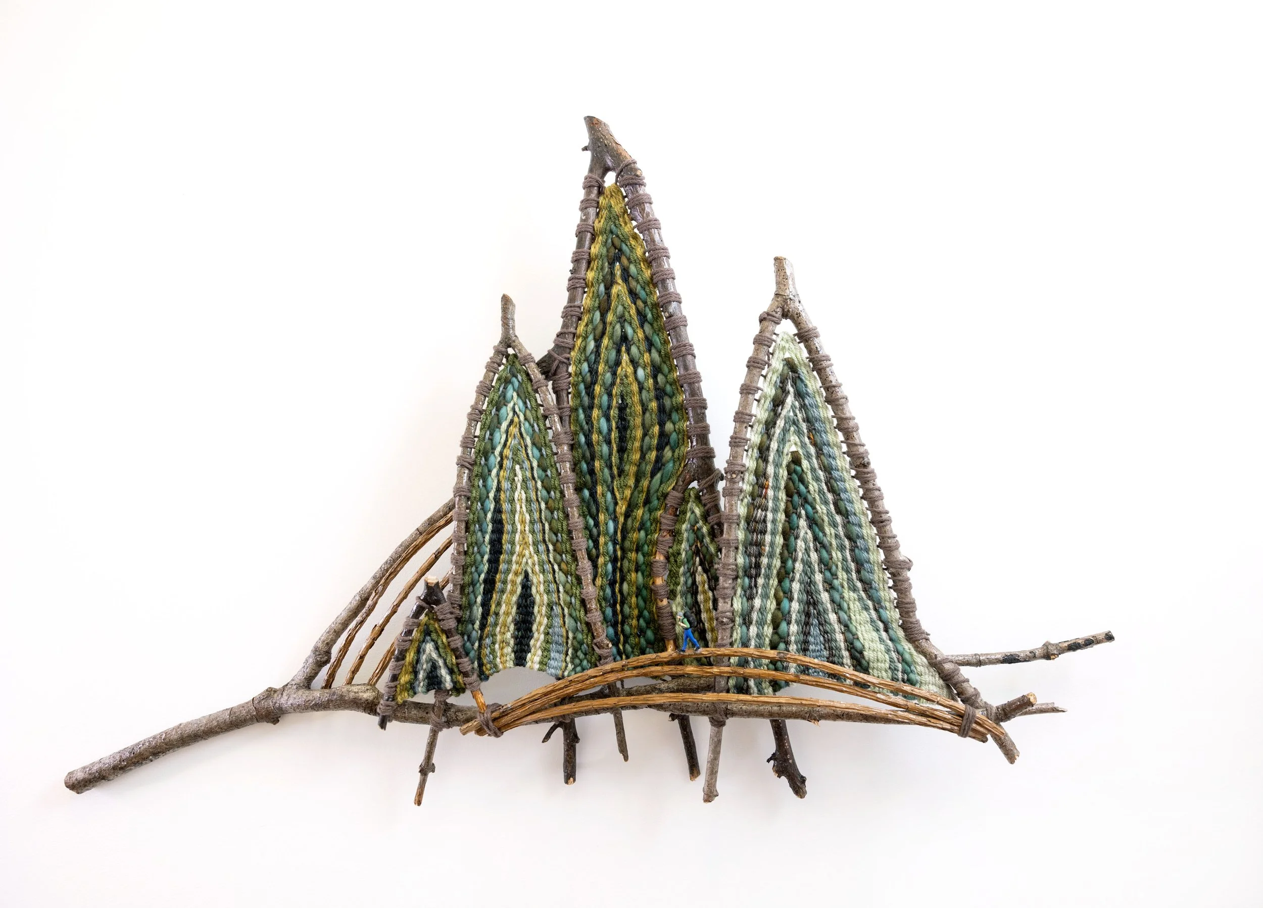 LindaFacci_ForestWalk_FiberArt_89x38x10cm.jpg