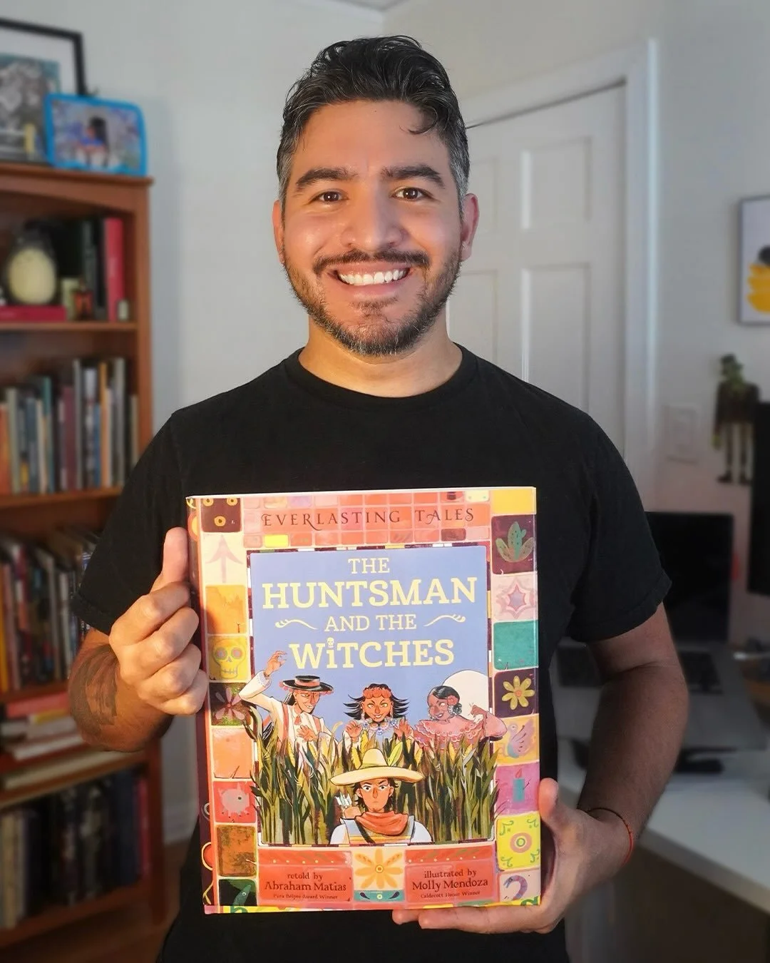 The Witches are here! And so is my author debut! 

A retelling of a Mexican folktale illustrated by the brilliant @mollymendoza.art 
A greedy huntsman breaks into a house ignoring all the signs that witches live there! They will be home soon. And the