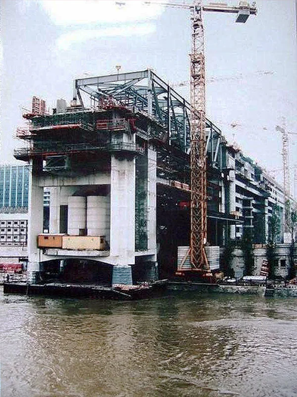 Finance Department, arch. Paul Chemetov and Borja Huidobro Source : Lien