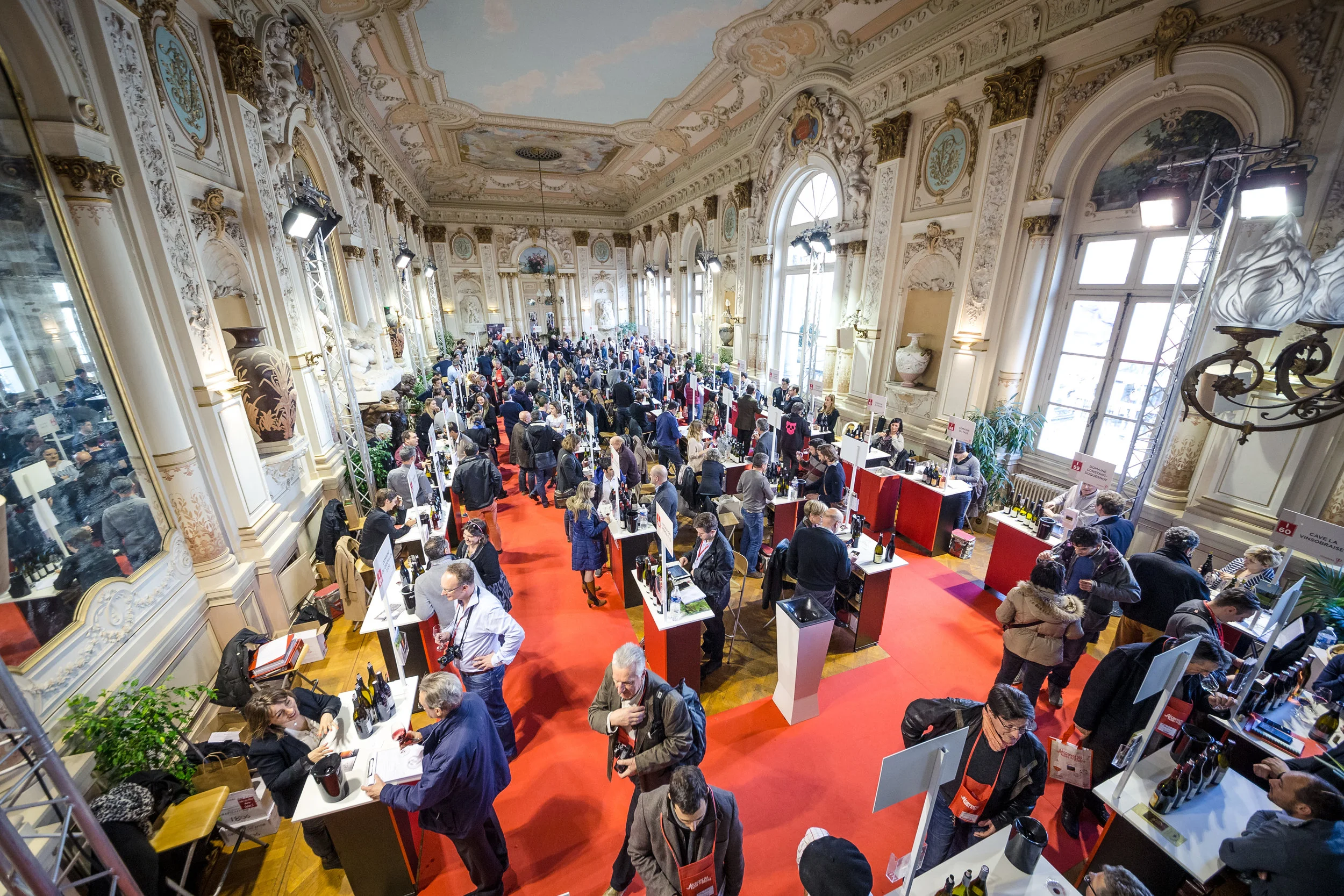 A trade tasting in Avignon