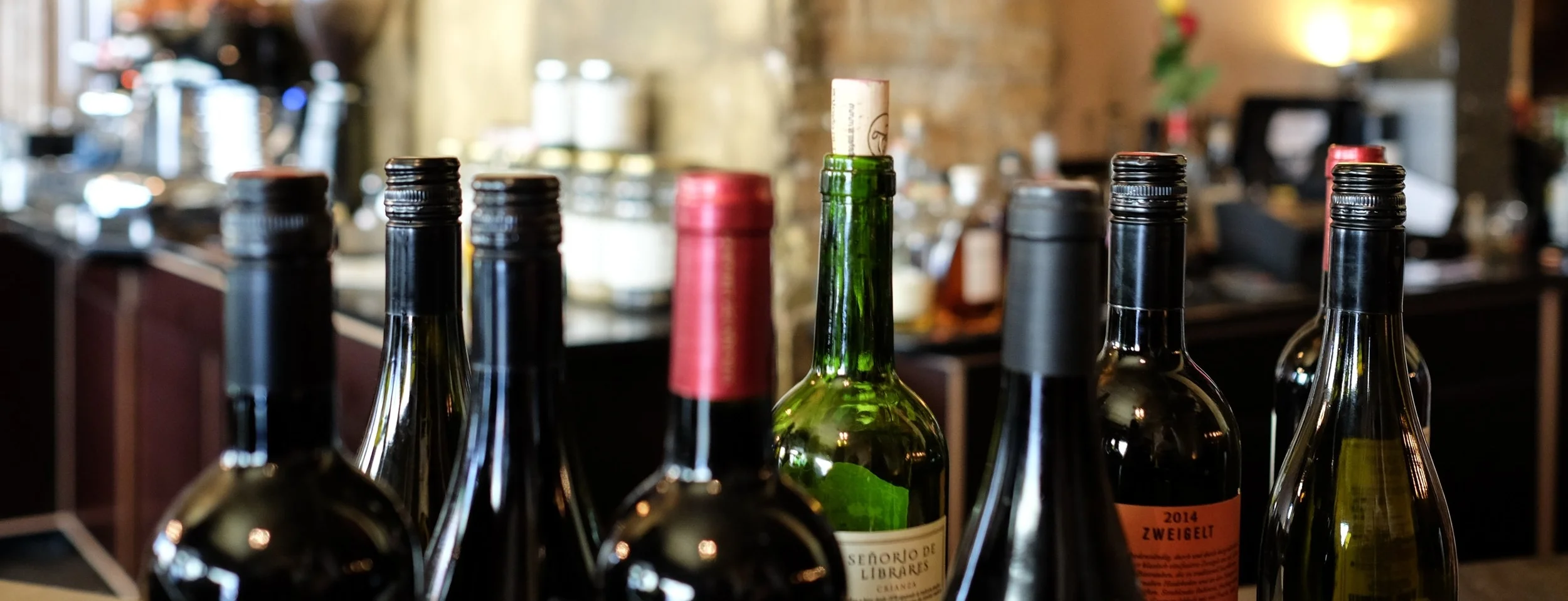 bar-bottles-cork-87224.jpg
